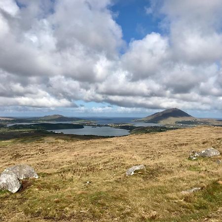 Red Deer Cosy Apartment In Letterfrack Connemara المظهر الخارجي الصورة